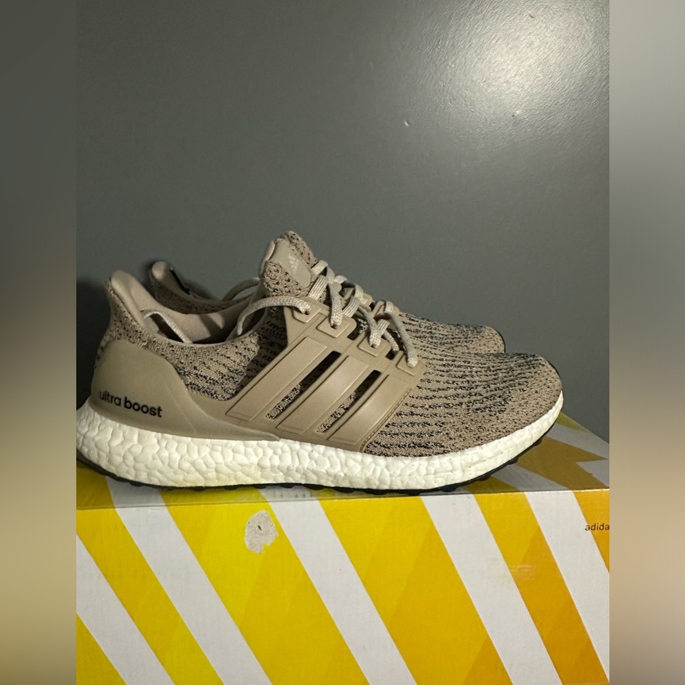 Adidas ultraboost size 8.5